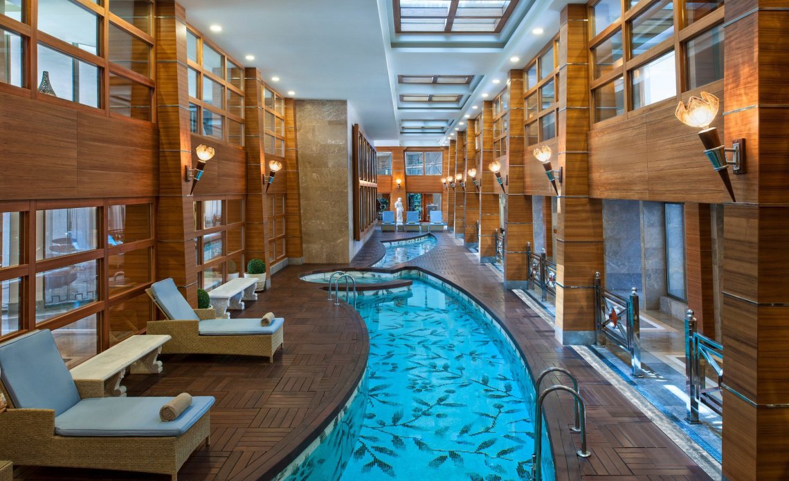 10_elysion-spa-pool.jpg